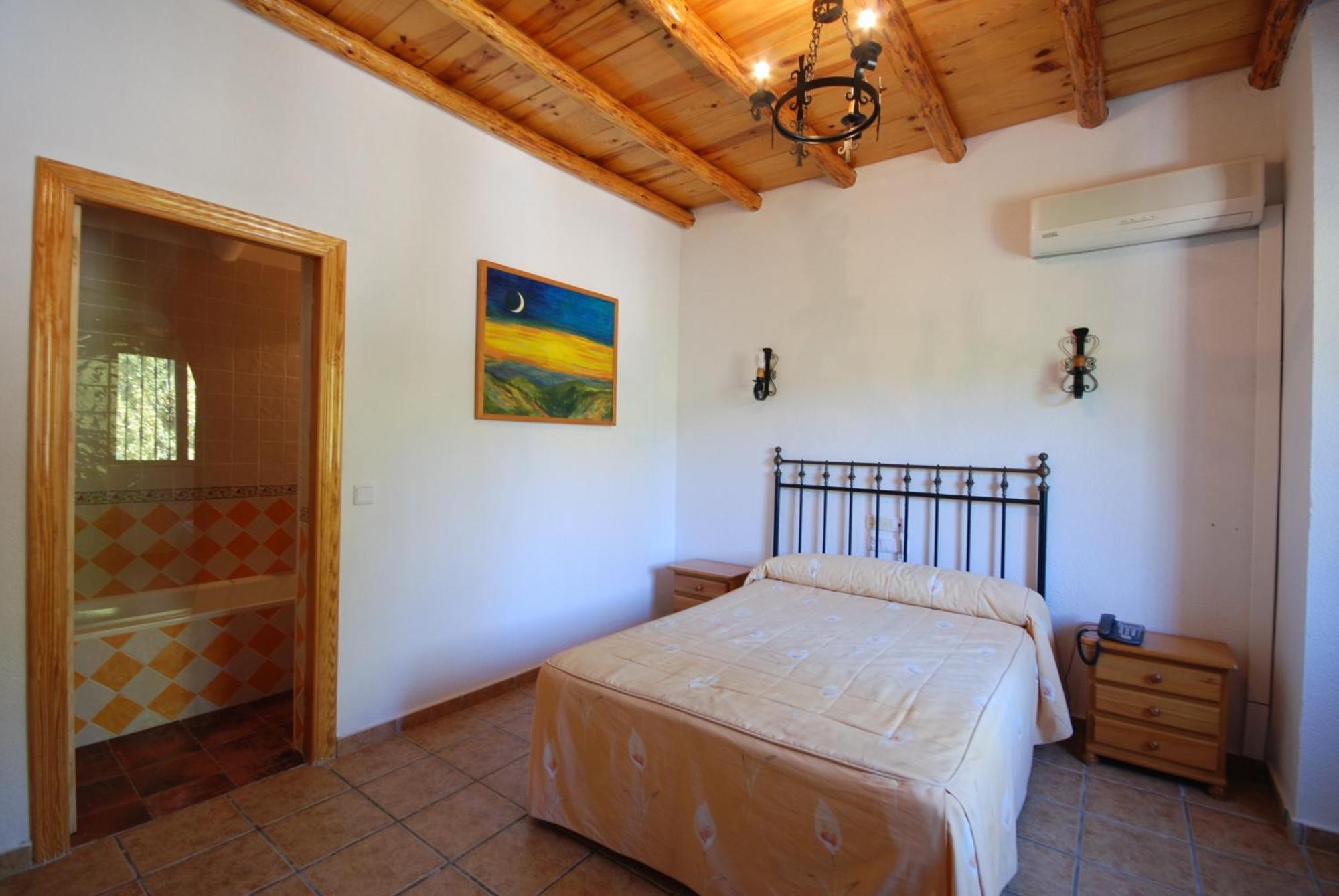 Hospederia Rio Zumeta Spa ซานติอาโก เด ลาเอสปาดา ภายนอก รูปภาพ